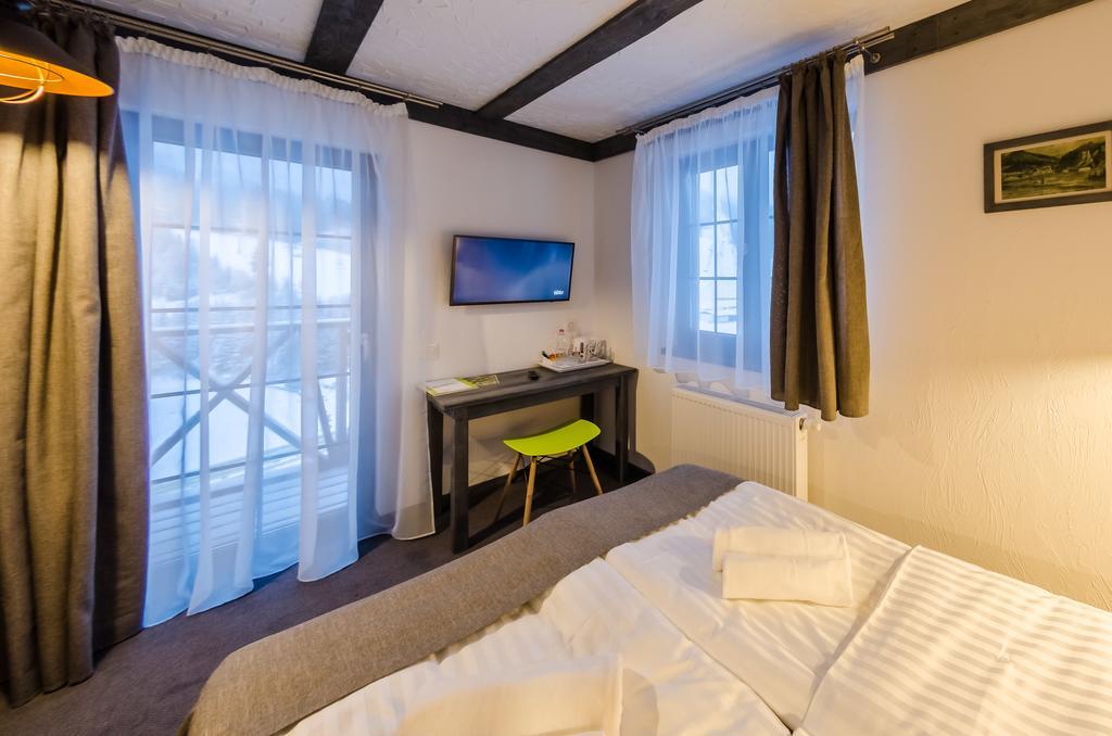 Chalet Crepdechine Hotel 부코벨 외부 사진